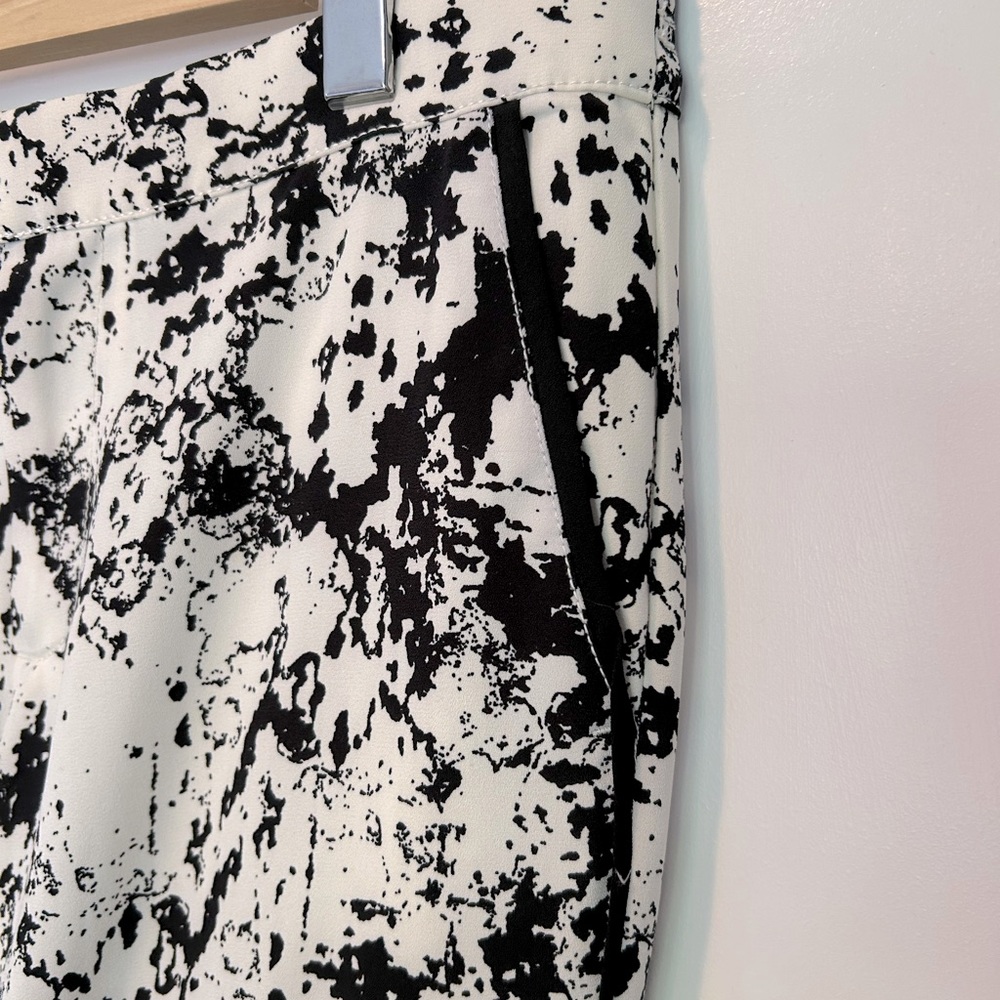 Black and white print tuxedo style pants